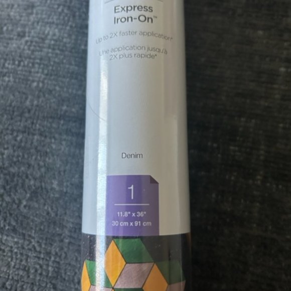 Cricut Express Iron-On Vinyl - Denim - NWT - Picture 2 of 4